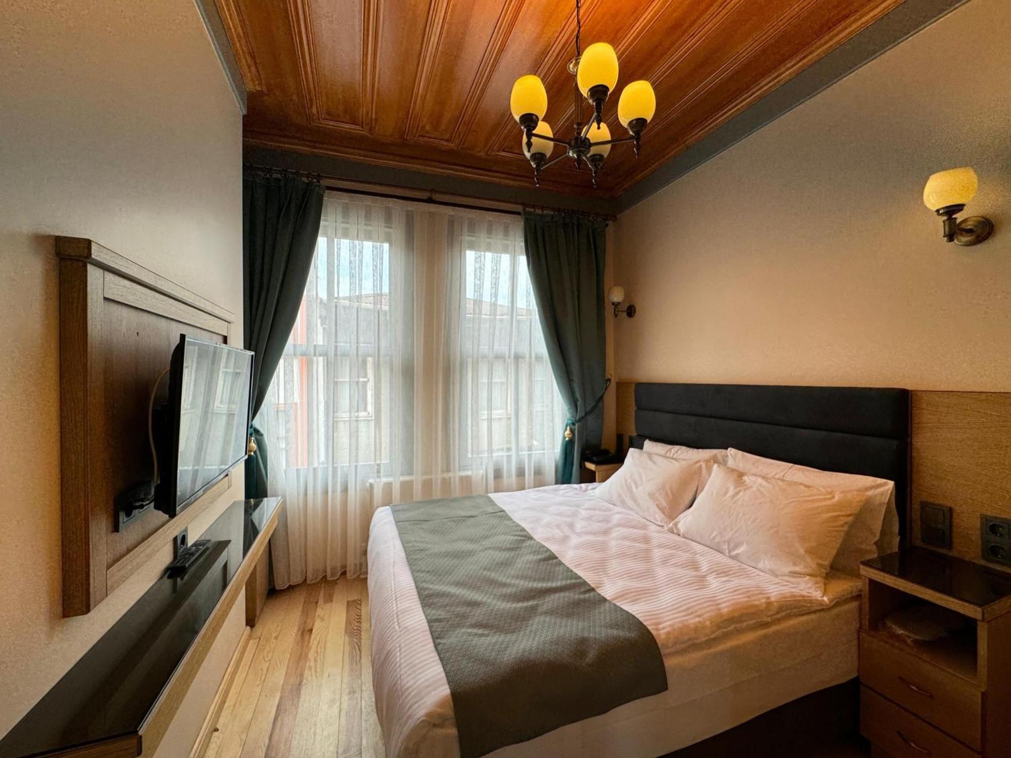 Abelia Mansion Hotel Istanbul Bagian luar foto