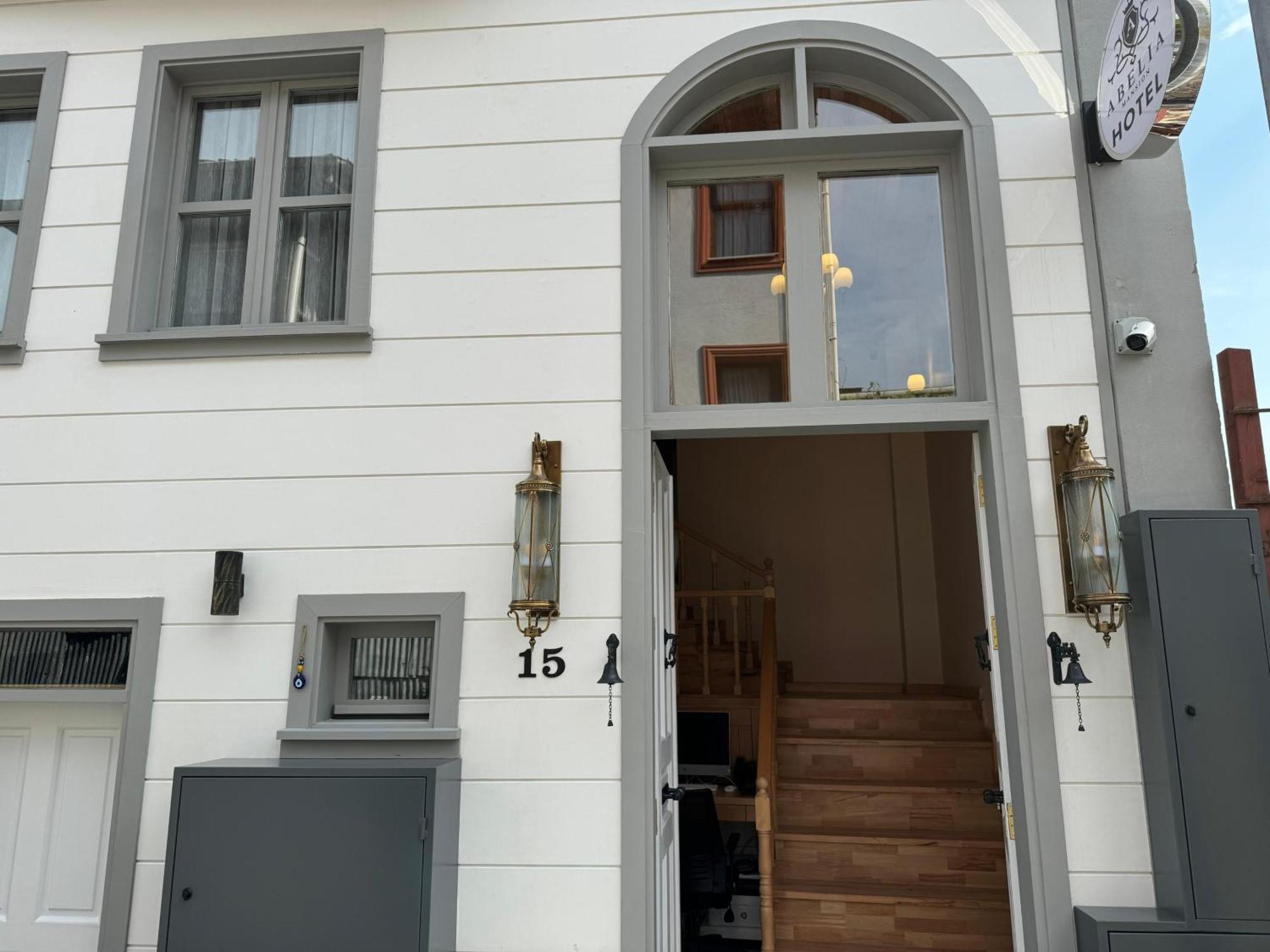 Abelia Mansion Hotel Istanbul Bagian luar foto